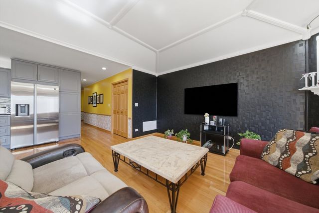 2528 N Harlem Avenue 3, Elmwood Park, IL 60707