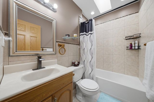 2528 N Harlem Avenue 3, Elmwood Park, IL 60707
