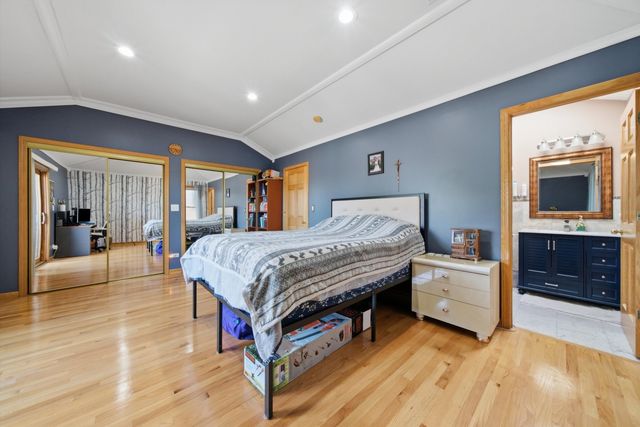 2528 N Harlem Avenue 3, Elmwood Park, IL 60707