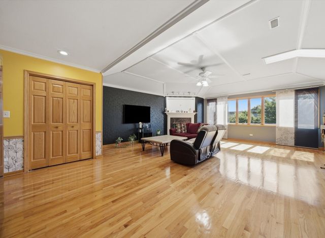 2528 N Harlem Avenue 3, Elmwood Park, IL 60707