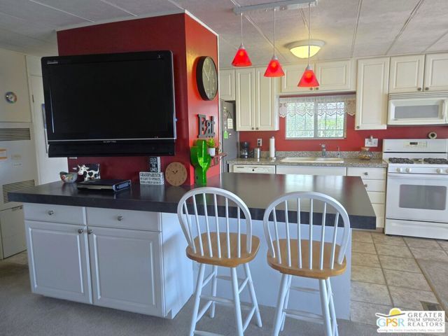 16620 El Segundo Way, Desert Hot Springs, CA 92241