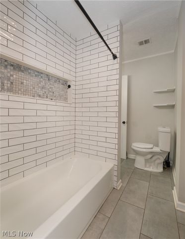 25524 Chatworth, Euclid, OH 44117