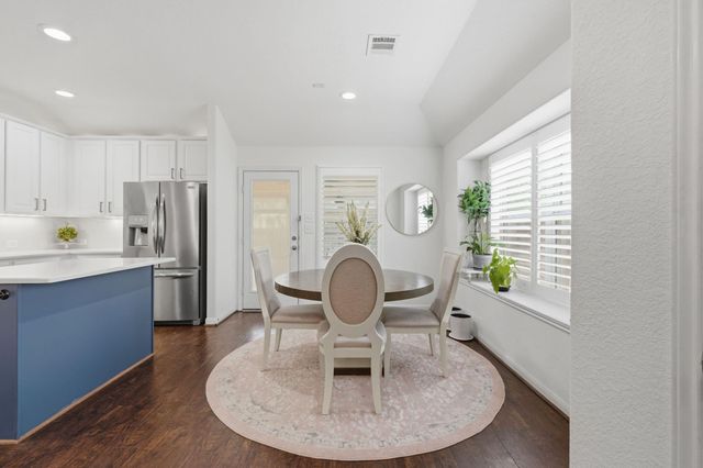 103 Forest Heights Way, Montgomery, TX 77316