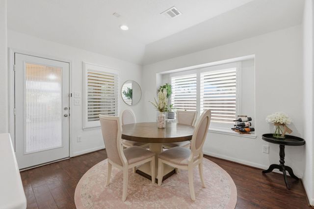103 Forest Heights Way, Montgomery, TX 77316