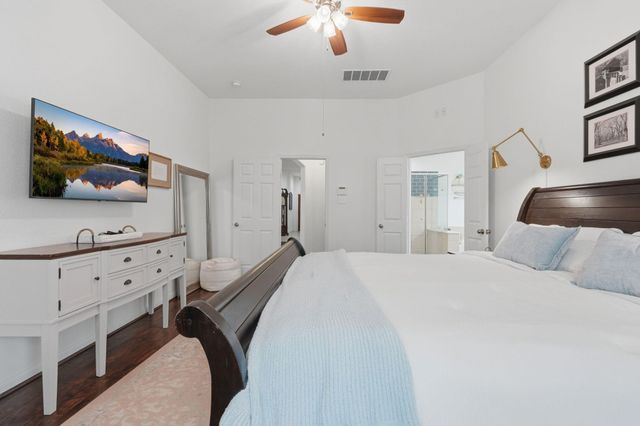 103 Forest Heights Way, Montgomery, TX 77316