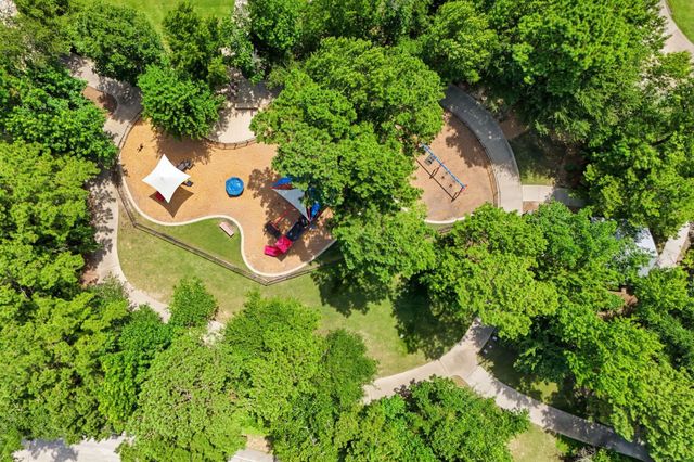 103 Forest Heights Way, Montgomery, TX 77316