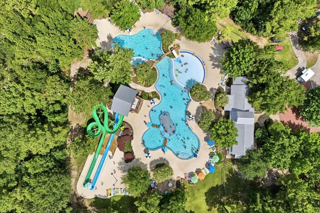 103 Forest Heights Way, Montgomery, TX 77316