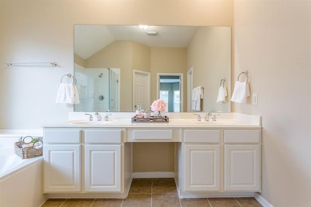 3926 Palace Springs, Sugar Land, TX 77479