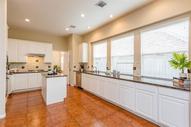 3926 Palace Springs, Sugar Land, TX 77479