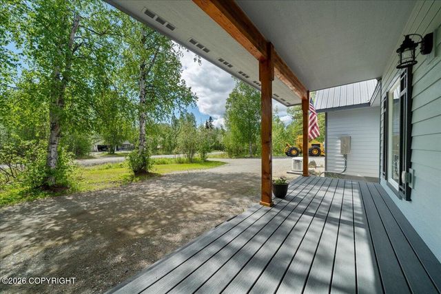 1031 W Balboa Drive, Wasilla, AK 99654