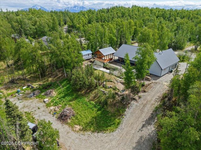 1031 W Balboa Drive, Wasilla, AK 99654