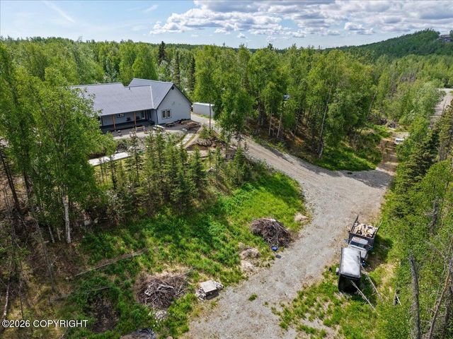 1031 W Balboa Drive, Wasilla, AK 99654