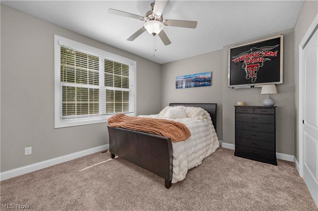 1045 N Quarry Road, Amherst, OH 44001