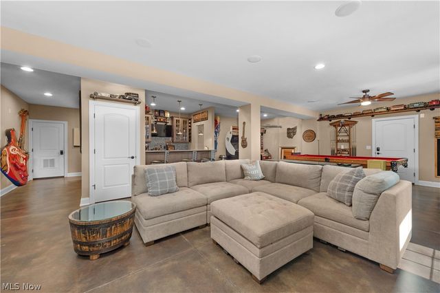 1045 N Quarry Road, Amherst, OH 44001