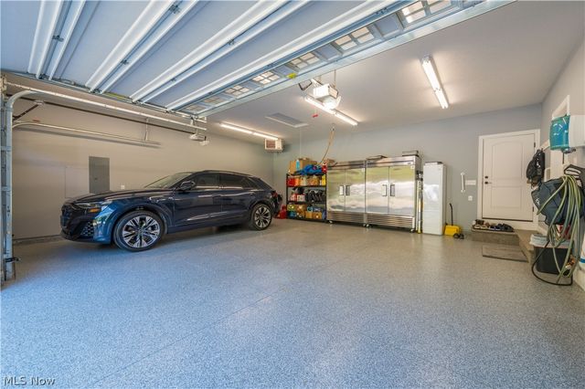 1045 N Quarry Road, Amherst, OH 44001
