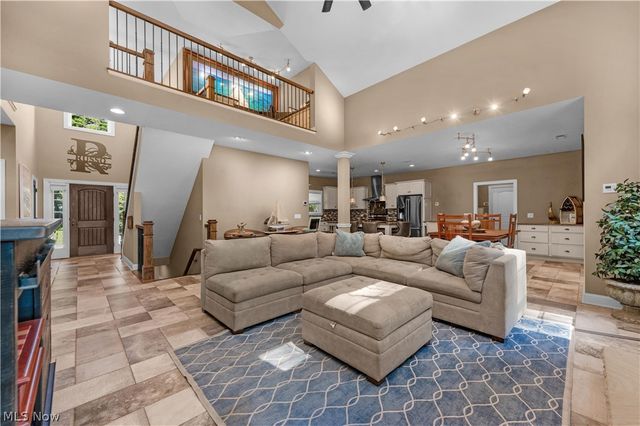1045 N Quarry Road, Amherst, OH 44001