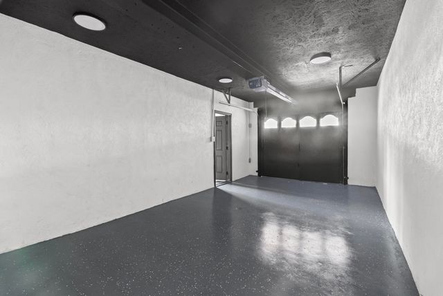 23 Brookside LN, Moneta, VA 24121