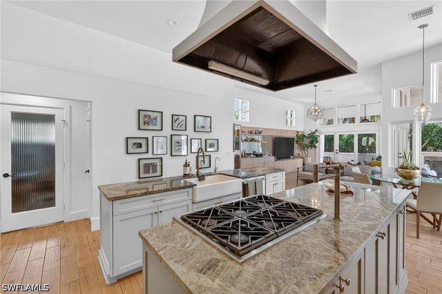 175 Palm River BLVD, Naples, FL 34110