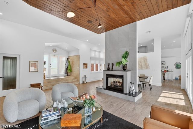 175 Palm River BLVD, Naples, FL 34110