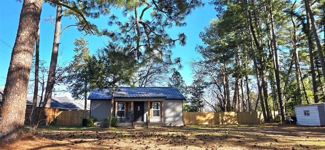 732 Ravine Street, Emory, TX 75440