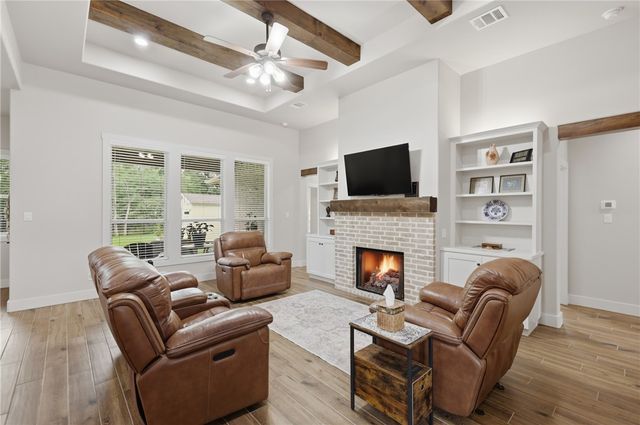 3320 Stoneleigh Road, Bryan, TX 77808