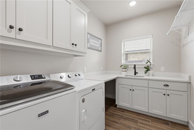 3320 Stoneleigh Road, Bryan, TX 77808