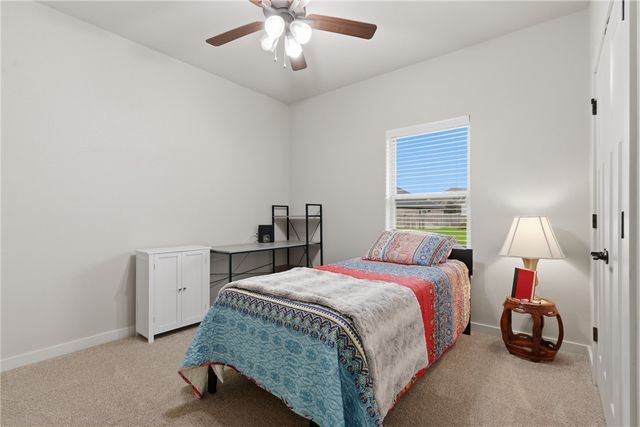 3320 Stoneleigh Road, Bryan, TX 77808