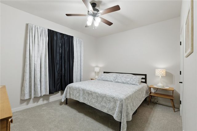 3320 Stoneleigh Road, Bryan, TX 77808