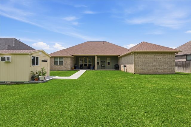 3320 Stoneleigh Road, Bryan, TX 77808