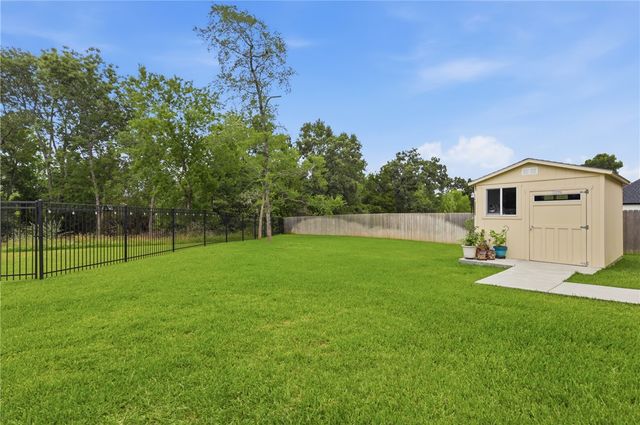 3320 Stoneleigh Road, Bryan, TX 77808