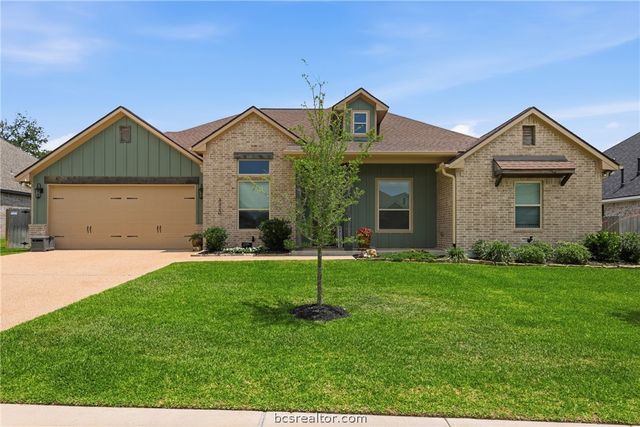 3320 Stoneleigh Road, Bryan, TX 77808