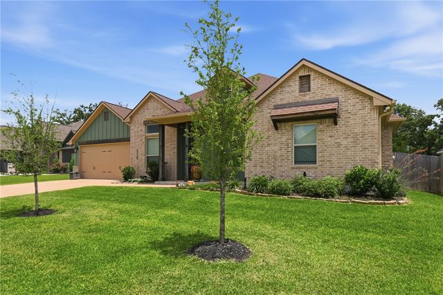 3320 Stoneleigh Road, Bryan, TX 77808