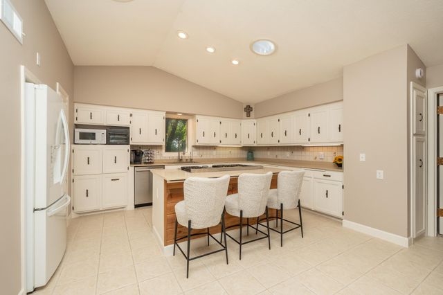 21506 Texas Avenue, Prior Lake, MN 55372