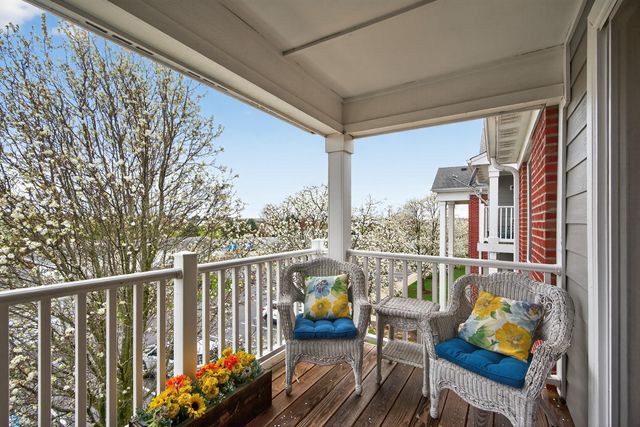 2312 Remington Way 2305, Lexington, KY 40511