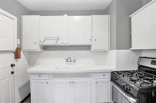 2103 Victory E Drive, Mobile, AL 36606