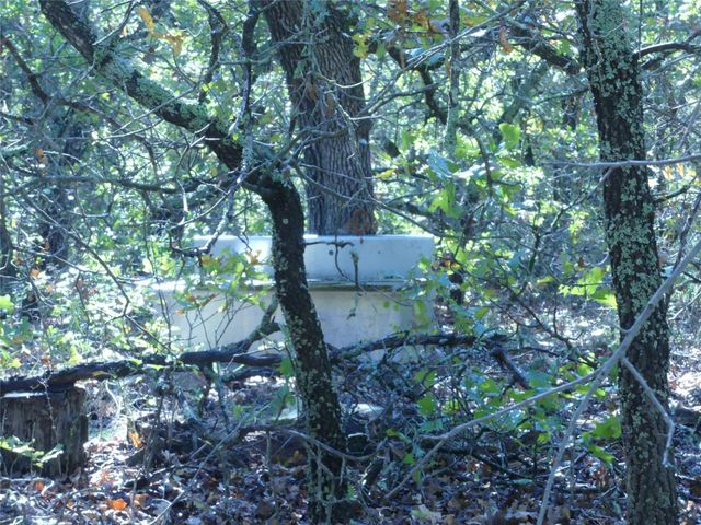 1746 Dog Kennel Road, Sunset, TX 76270