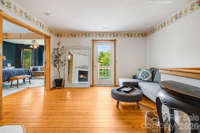 200 Black Hawk Trail, Waynesville, NC 28785
