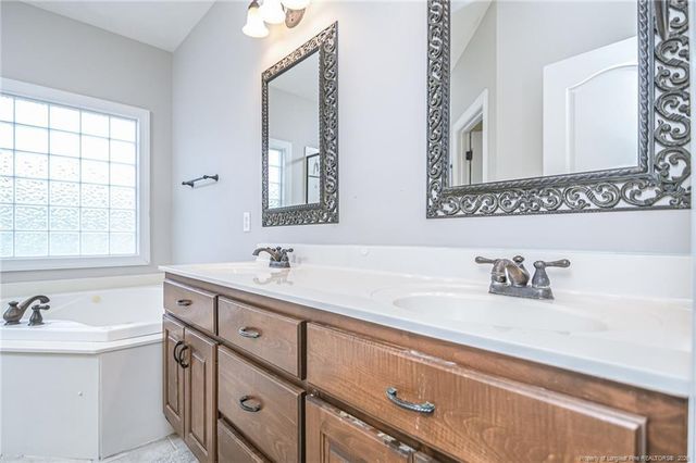3836 Merilee Court, Wade, NC 28395