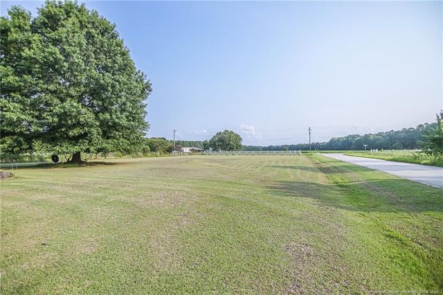 3836 Merilee Court, Wade, NC 28395