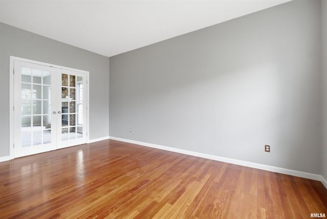 2400 W MURPHY Drive, Dunlap, IL 61525
