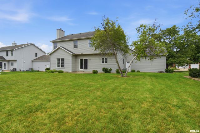 2400 W MURPHY Drive, Dunlap, IL 61525