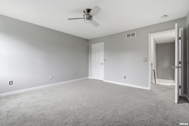 2400 W MURPHY Drive, Dunlap, IL 61525