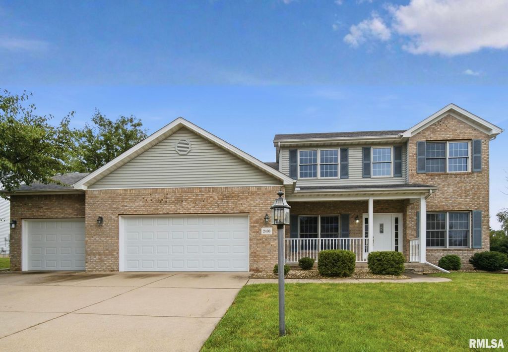 2400 W MURPHY Drive, Dunlap, IL 61525