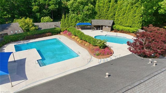 601 Ridgehaven Drive, Winston-salem, NC 27104