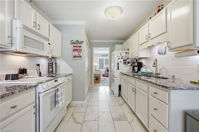 601 Ridgehaven Drive, Winston-salem, NC 27104