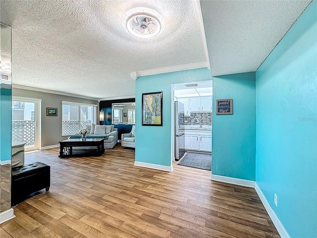 2901 26TH STREET W APT 511, Bradenton, FL 34205