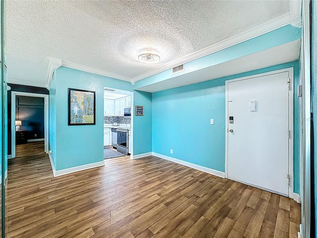 2901 26TH STREET W APT 511, Bradenton, FL 34205