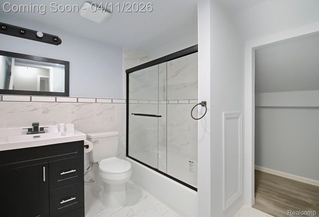 3440 E 10 Mile 10 Mile Road, Warren, MI 48091