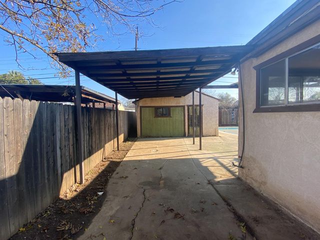 5769 Ortega St, Sacramento, CA 95824