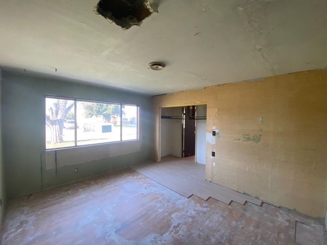 5769 Ortega St, Sacramento, CA 95824